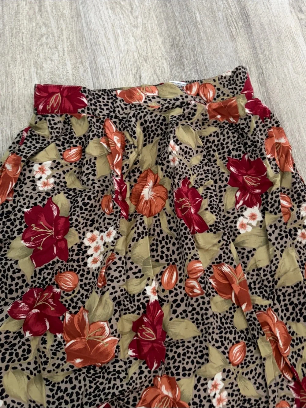 vintage Sag Harbor leopard floral maxi skirt Womens S pleated 90S Whimsy Boho
